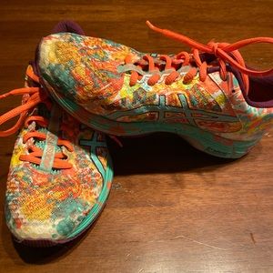 ASICS Running Sneakers (Size 7)
